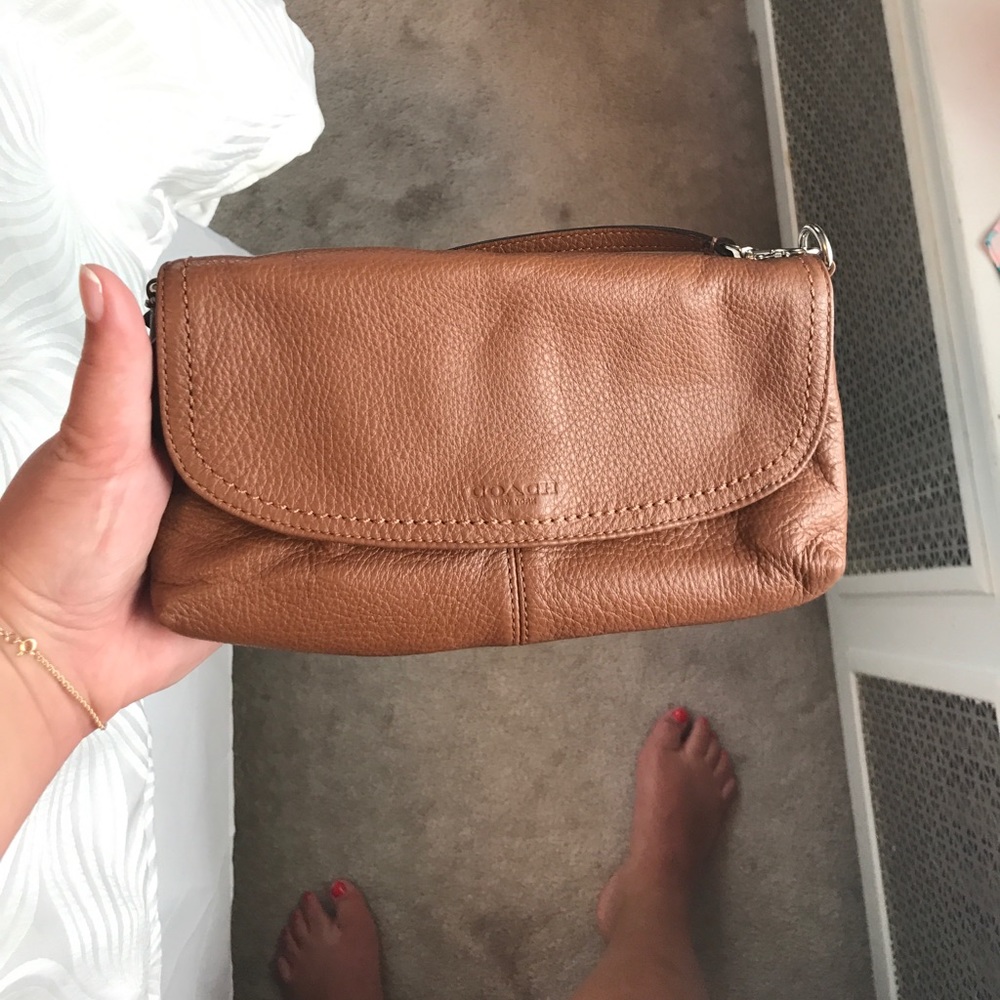 Brown leather coach wristlet!