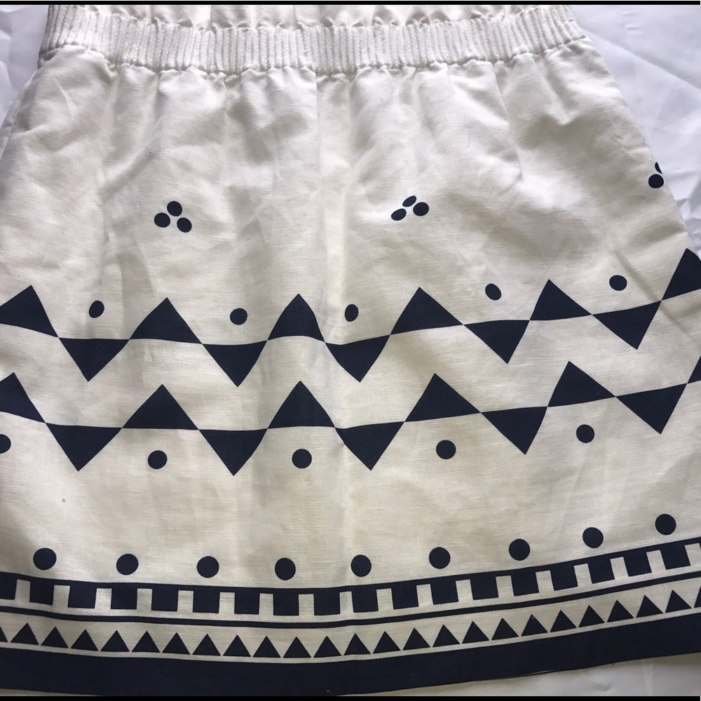 J.CREW linen blend pull on navy and cream skirt