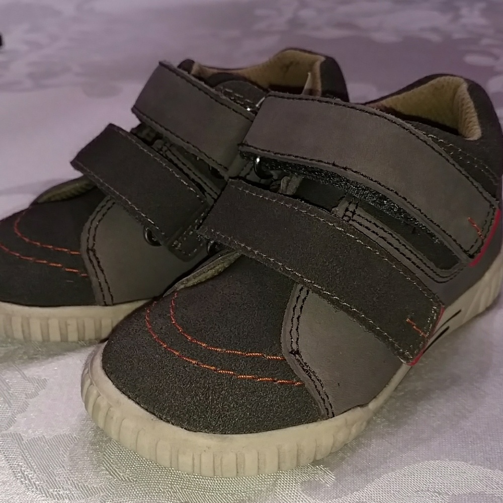 Umi shoes.. brand new with tags! Toddler boys...