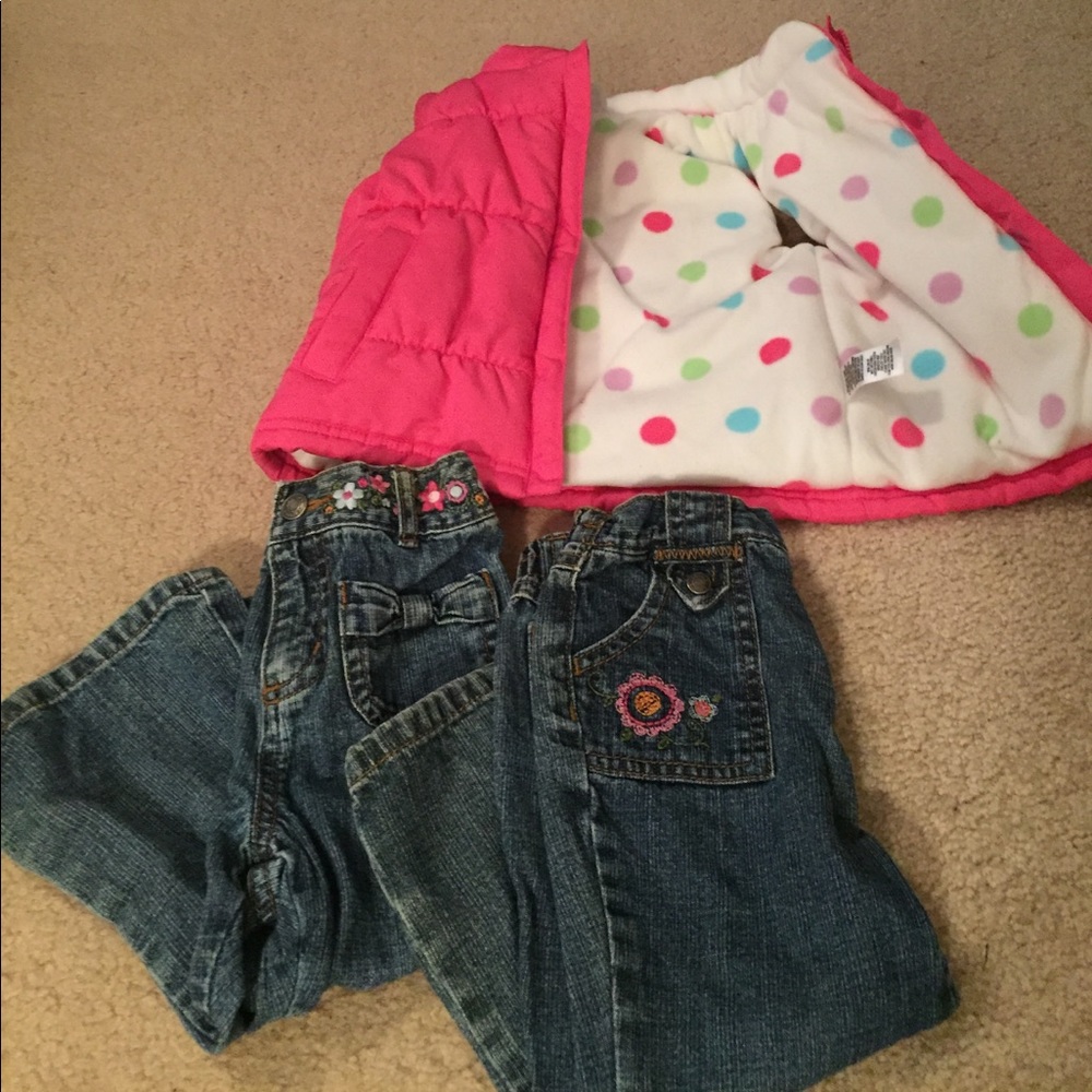 2 pairs of jeans, fleece lined vest