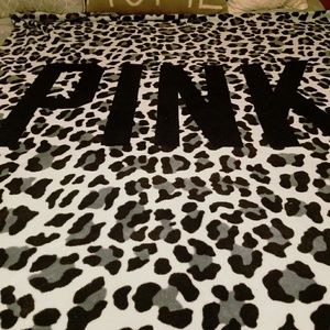 Victoria's Secret PINK Leopard Blanket throw RARE