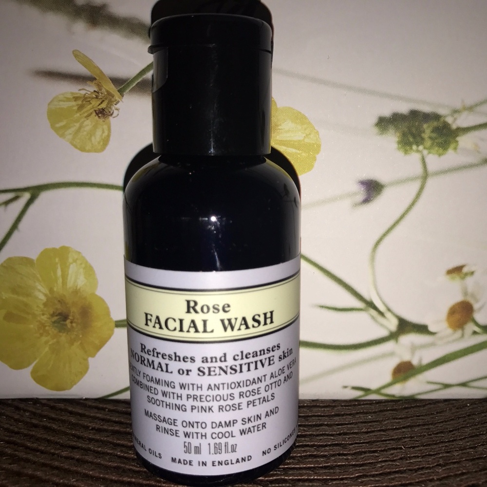 Rose Facial Wash