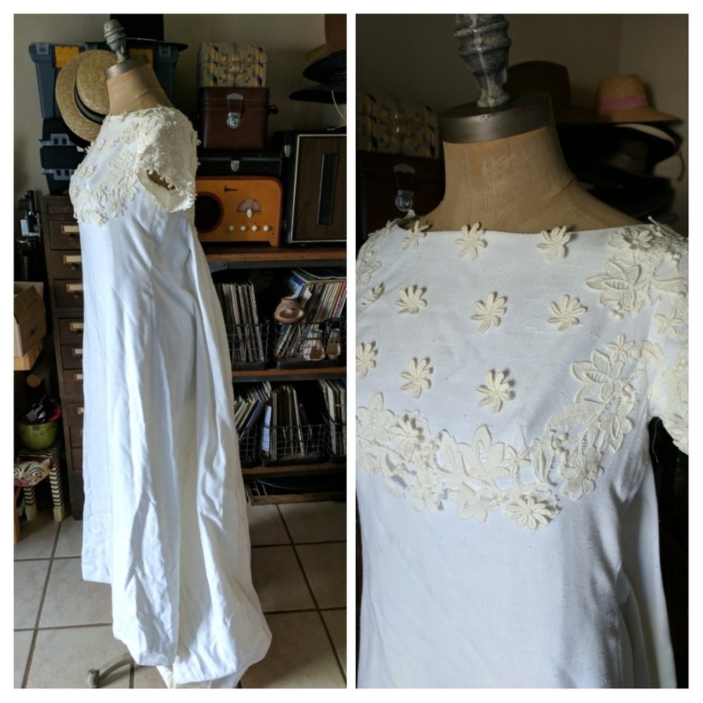 STUNNING Vintage Lace Boho Hippie Wedding Dress