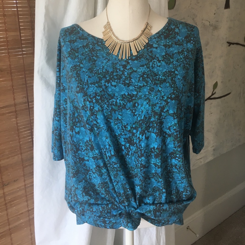 🎉Stunning  LuLaRoe XS Irma!  NWT!
