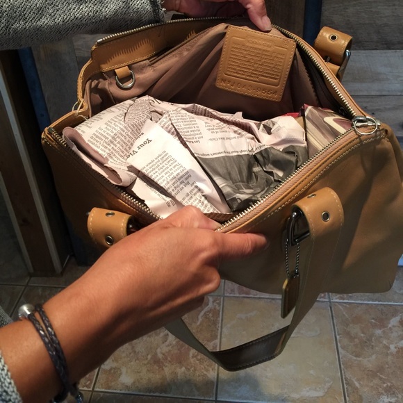 Coach handbag - Picture 3 of 3