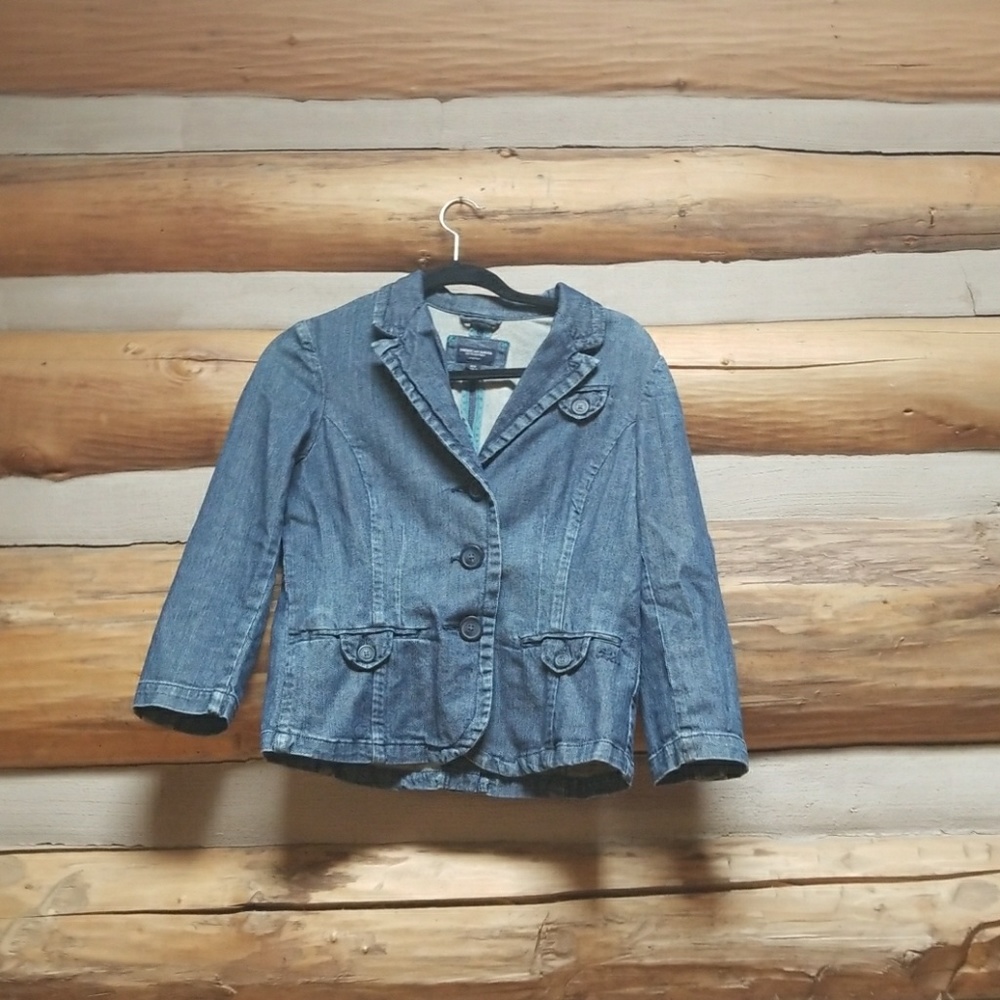 AE jean jacket sz M EUC
