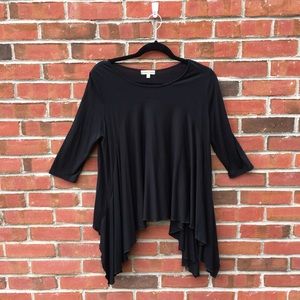 Swingy Black Tee