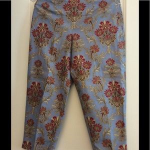 Super cute crop pants