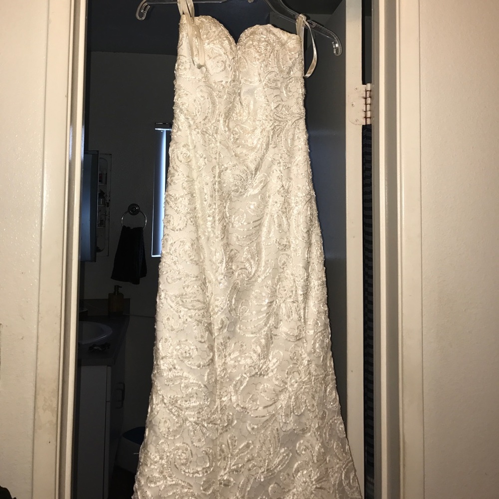 Gorgeous mermaid Galina Signature wedding dress