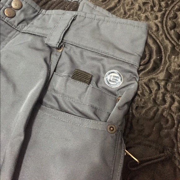 Unisex Burton Snowboarding Pants size M - Picture 3 of 3