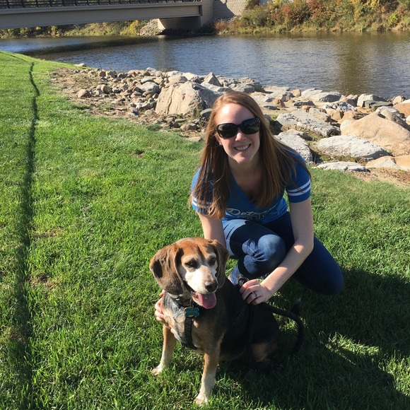 Meet your Posher, Kimberly - Picture 2 of 4