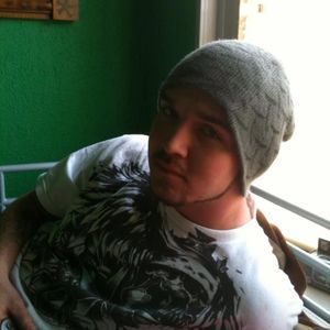 Meet your Posher, Lonny