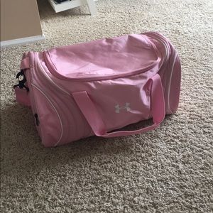 Pink Under Armor Gym Duffel, excellent condition