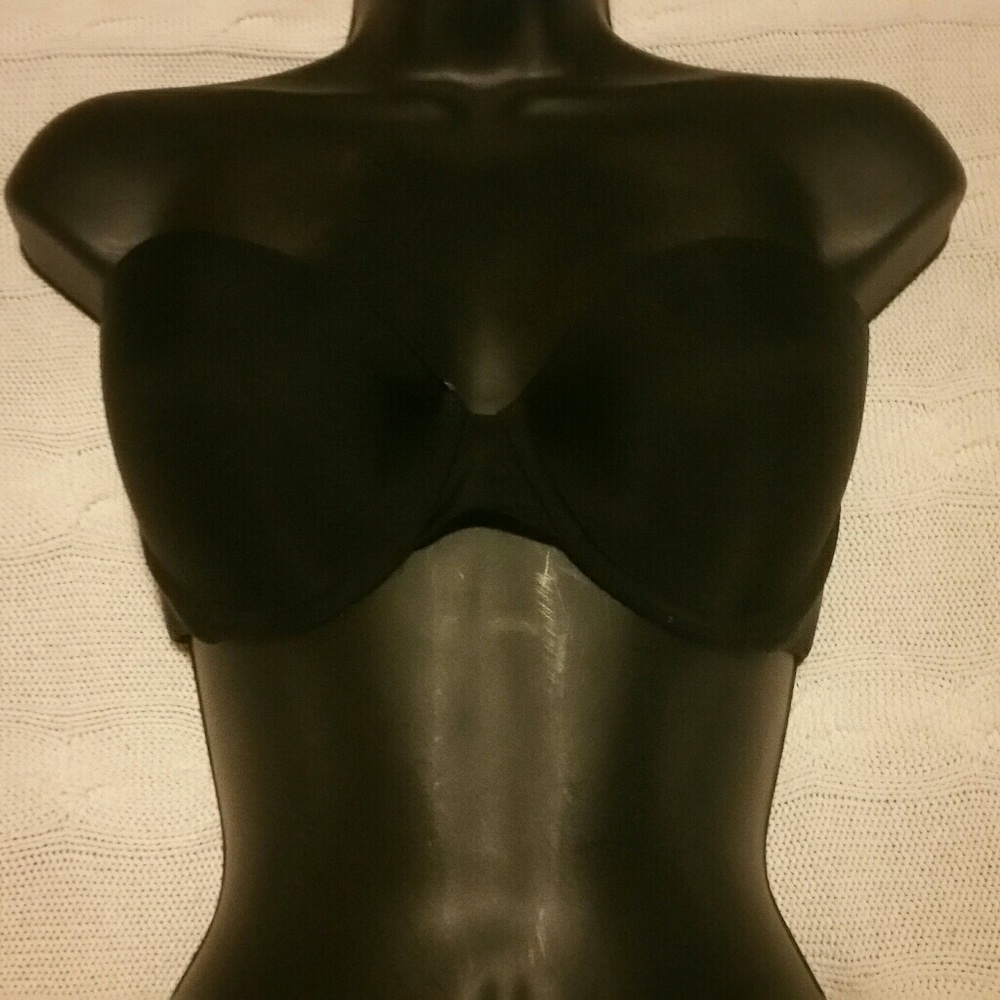 Victoria's secret, strapless black bra