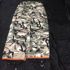 Unisex Camo Snowboarding Pants size L
