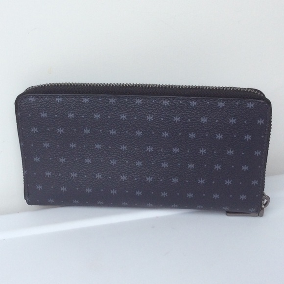 🆕COACH Accordion Wallet in Prairie Bandana - Picture 2 of 6