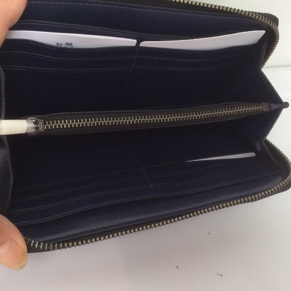 🆕COACH Accordion Wallet in Prairie Bandana - Picture 4 of 6