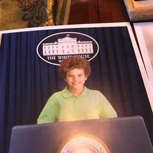 Meet your Posher, Sharon