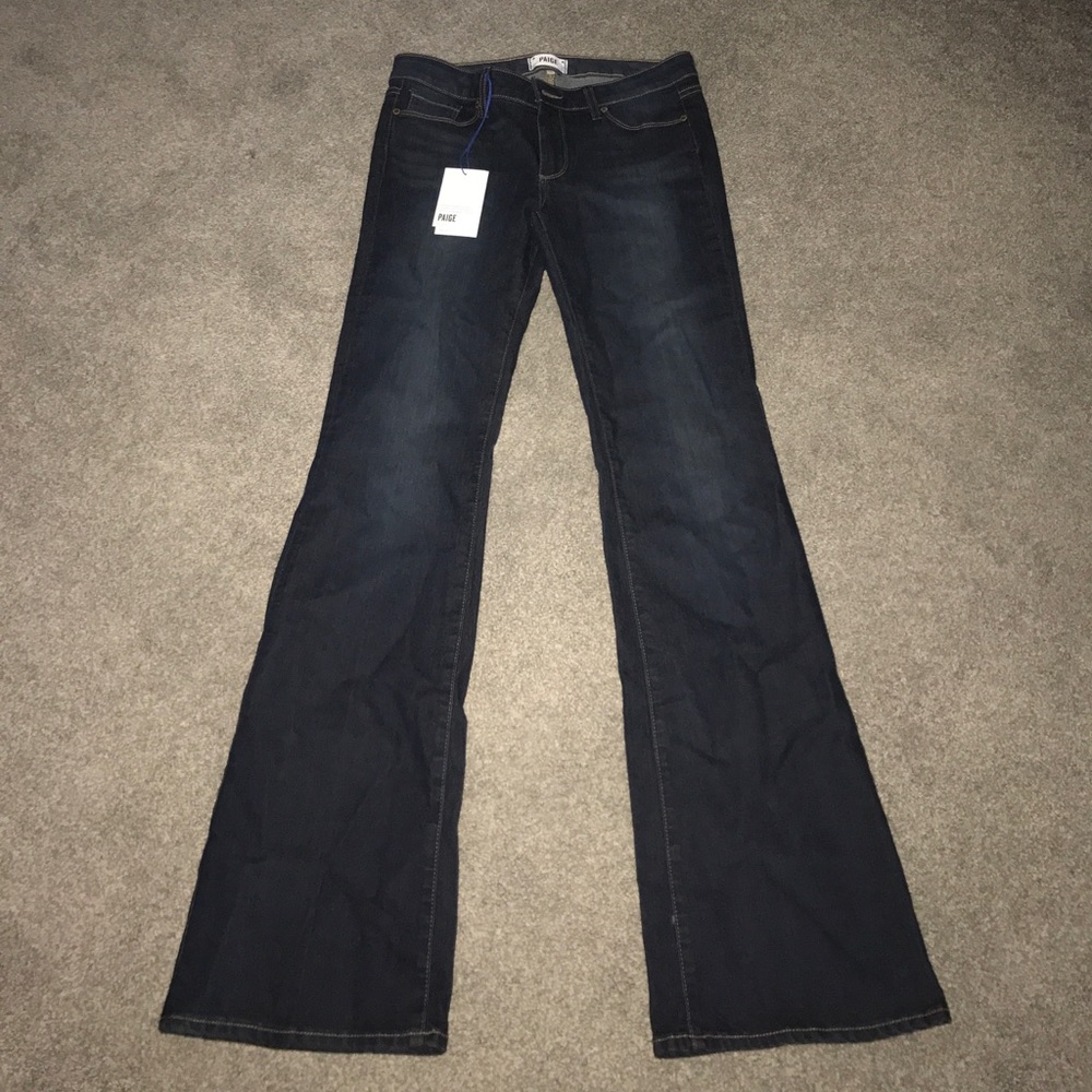 Paige denim skyline mid rise boot cut jeans 30