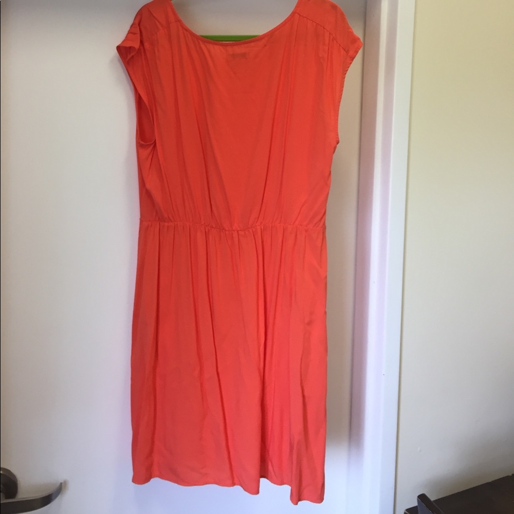 Dress - Picture 3 of 3