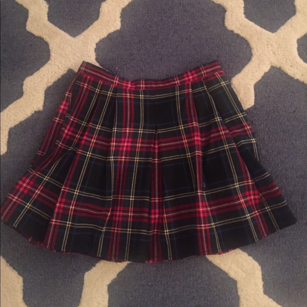 Adorable plaid pleated mini small zip tartan