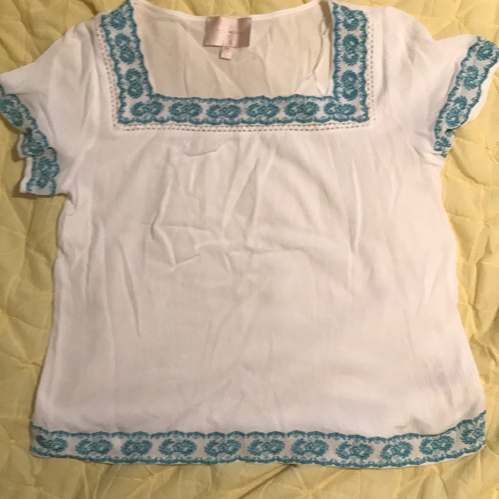 Skies are Blue top L fits like LP or M imo