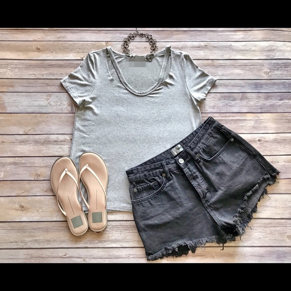 🛍Gray Cut Out Cozy Tee