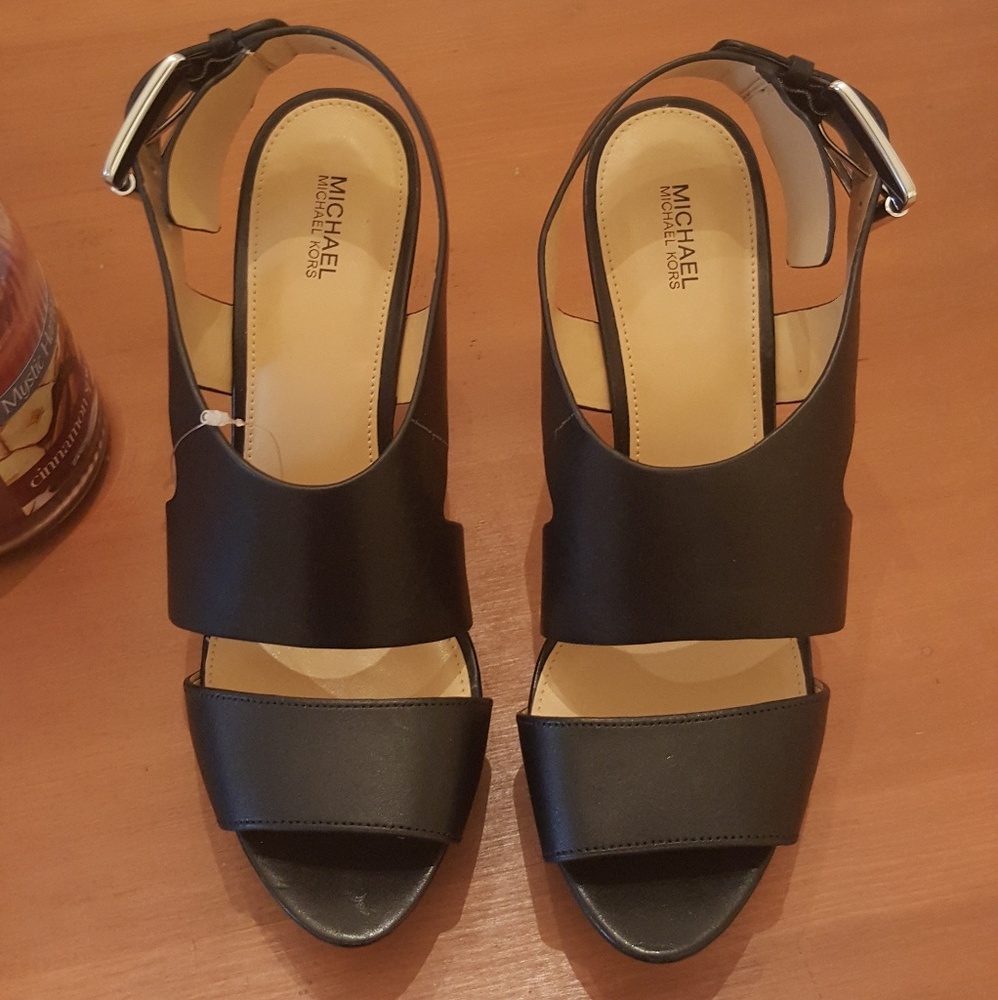 Michael Kors CARLA heels-NEW Sz 10