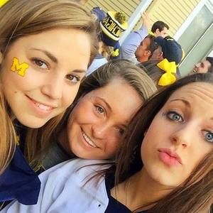 Meet your Posher, Sydney