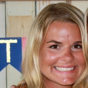 Meet your Posher, Courtney