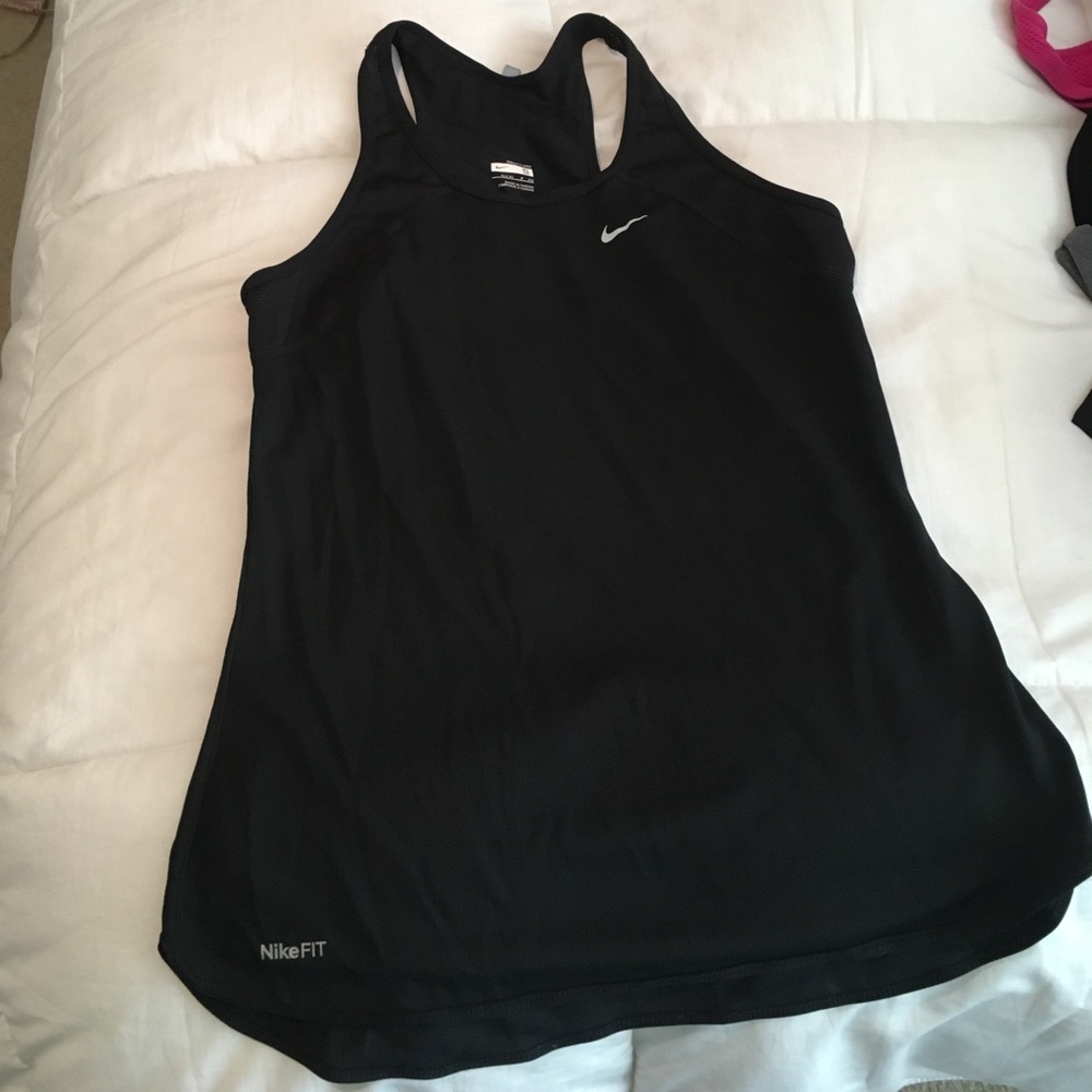 Nike top