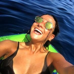 Meet your Posher, Jacqueline