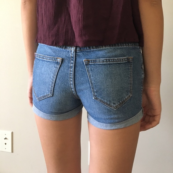BDG ALEXA DENIM SHORTS - Picture 1 of 3