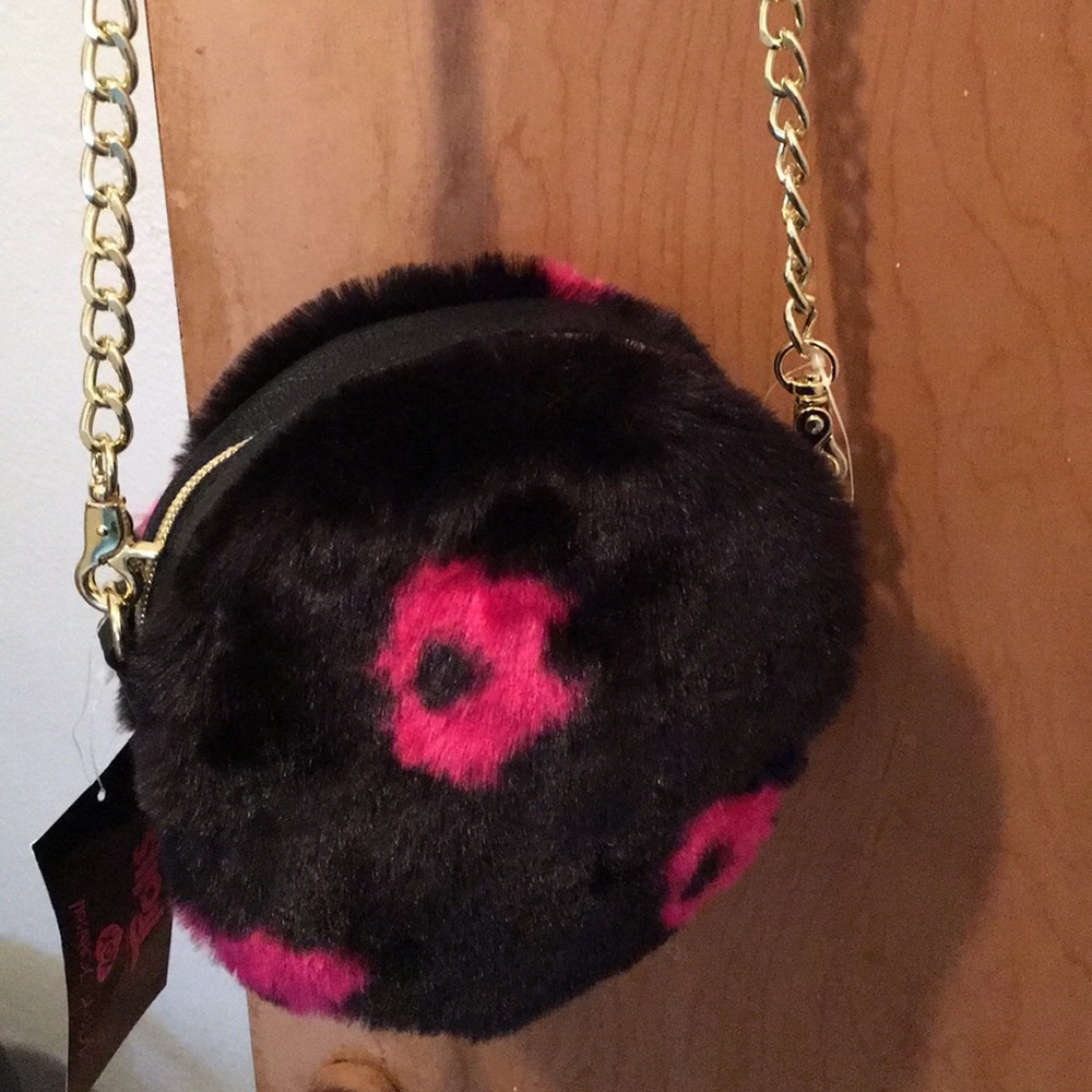 Brand new Betsy Johnson bag paid 85 asking for 50