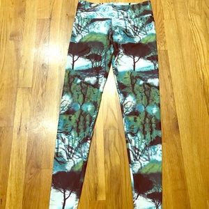 Onzie athleisure leggings