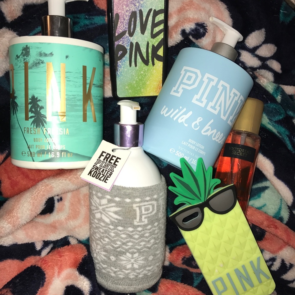 🗣MARKED DOWN🗣PINK BUNDLE!💋