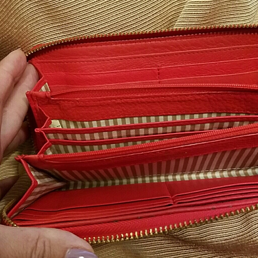 Wallet - Picture 2 of 2