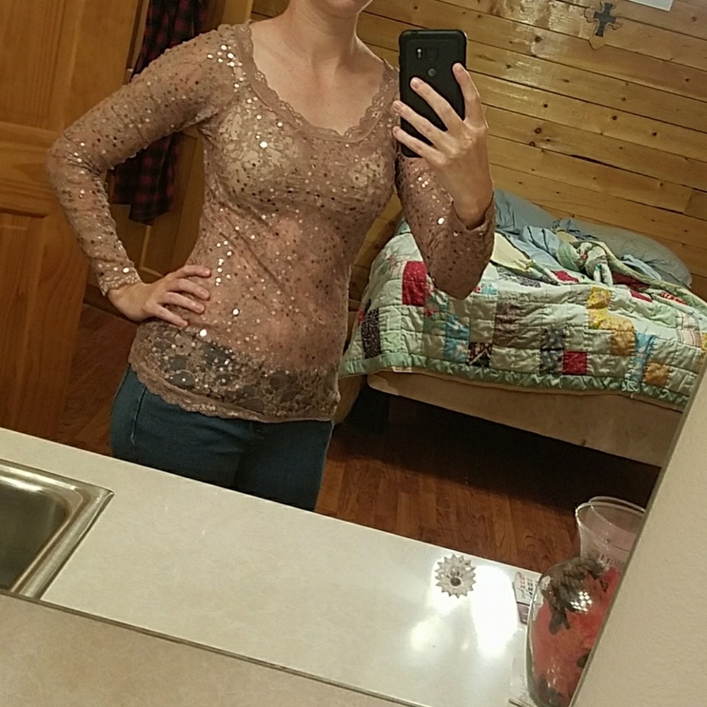 Top - Picture 3 of 4