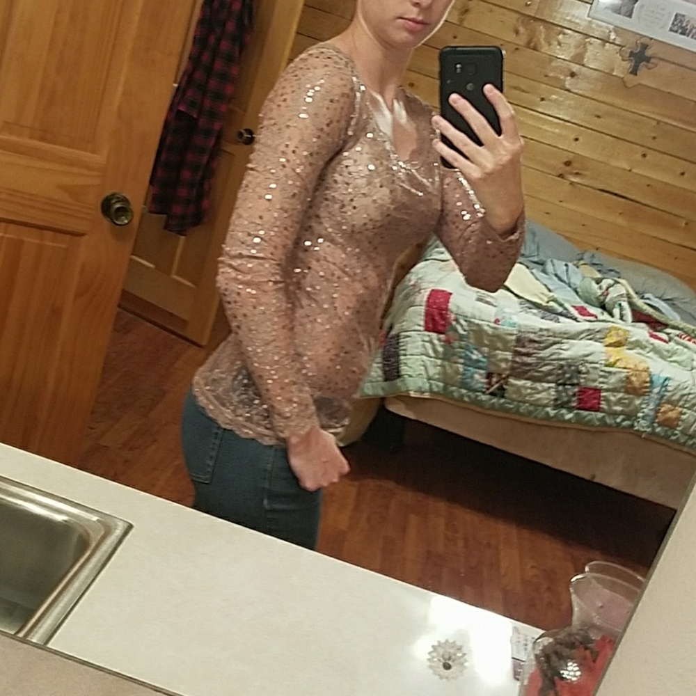 Top - Picture 4 of 4