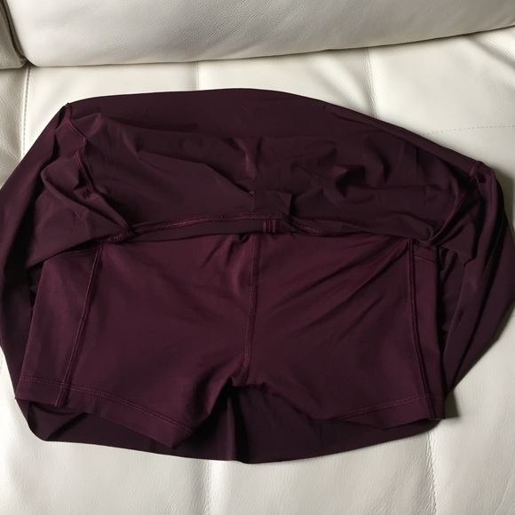 NWT DARK ADOBE LULULEMON LOST IN PACE SKIRT -- 6 - Picture 4 of 6