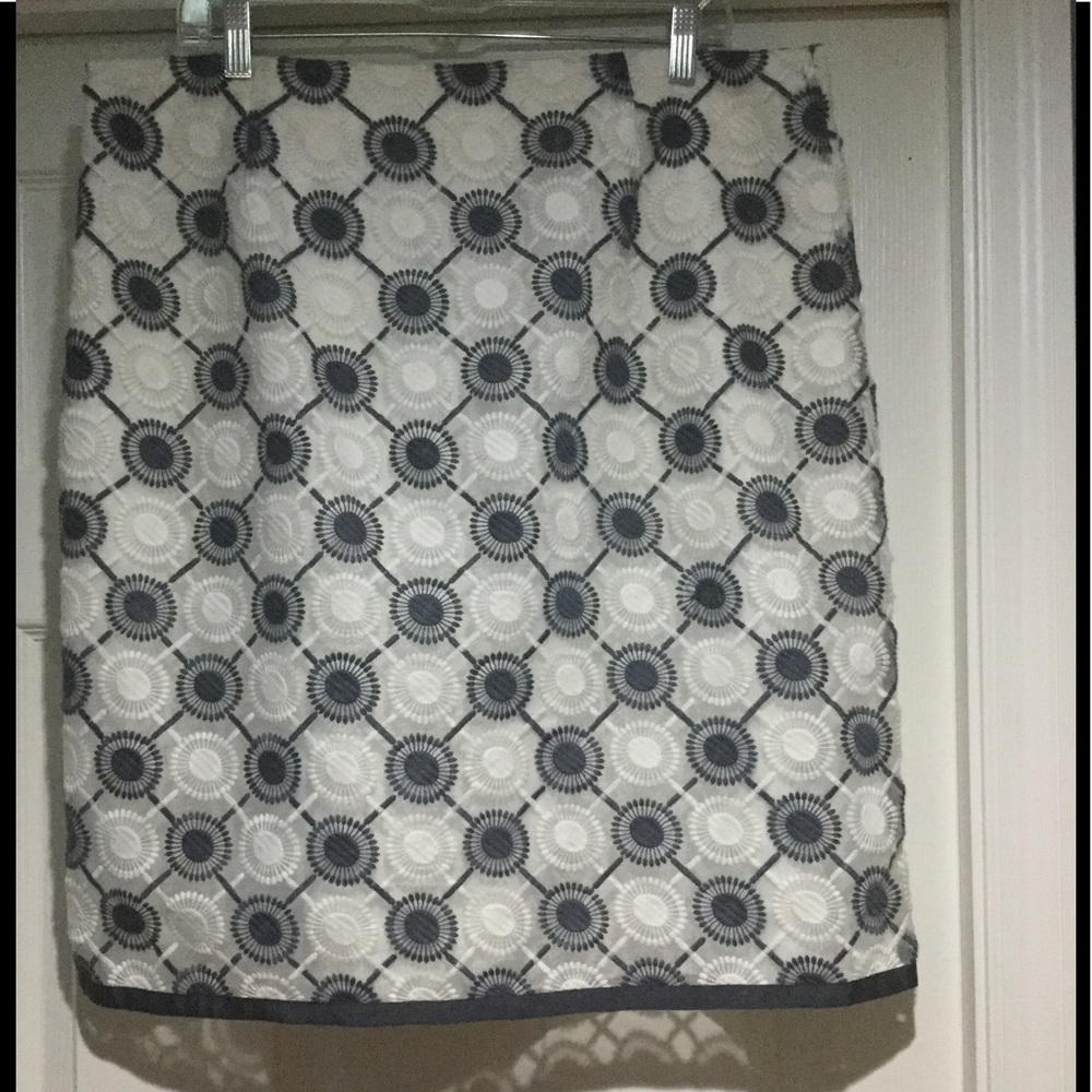 Boden lace skirt