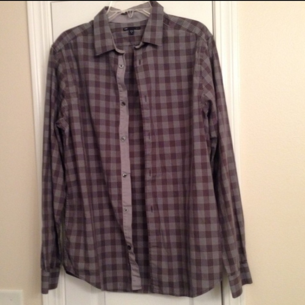 Gap Plaid Gray Button-Up.