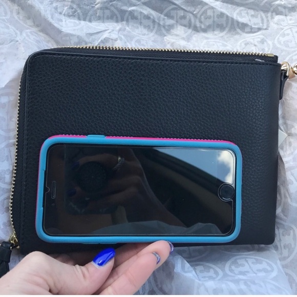 Tory Burch "britten large zip pouch" - Picture 4 of 7