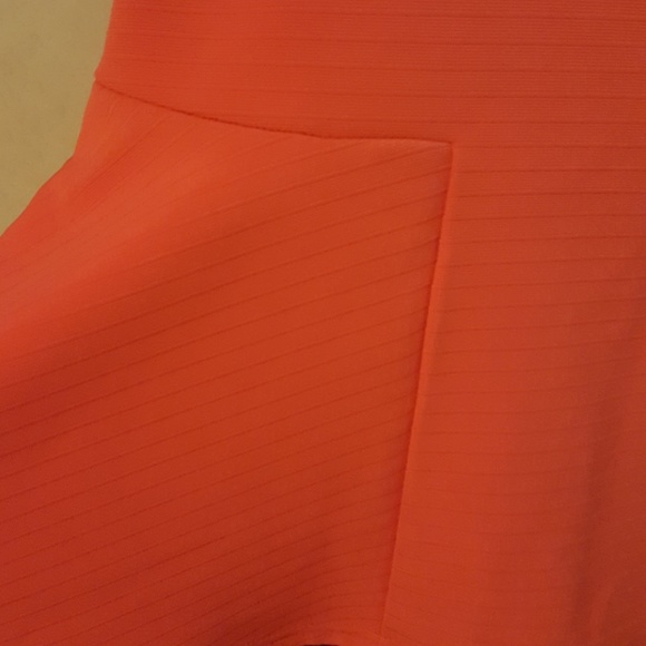 HOOOTTT GUESS coral skirt - Picture 4 of 4