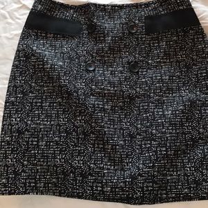 Tweed black skirt