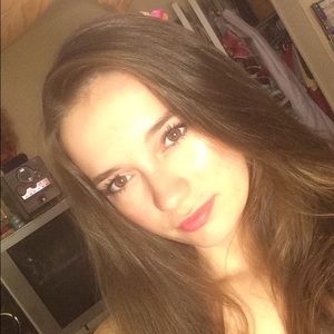 Meet your Posher, Seaira