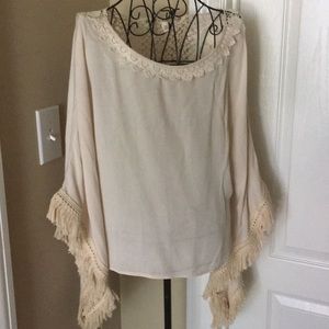 Chelsea & Violet Kimono Blouse w Fringe Trim, S
