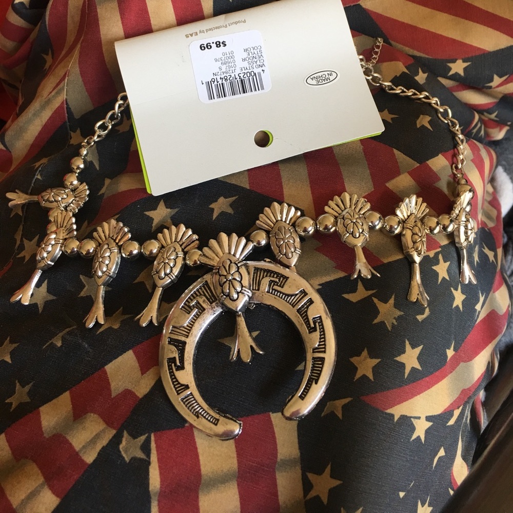 Rue21 necklace