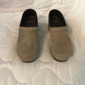 Dansko Professional Leather Clogs, Sand Dollar, 36