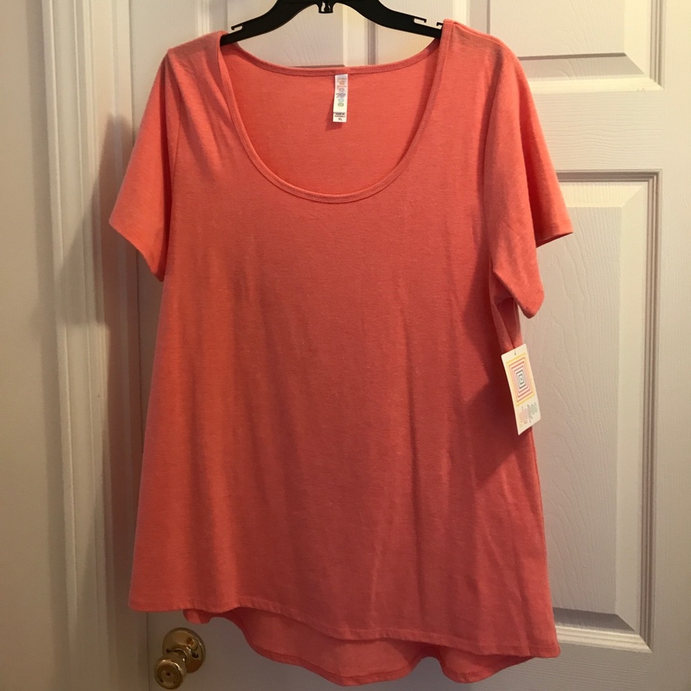 Lularoe Classic Tee